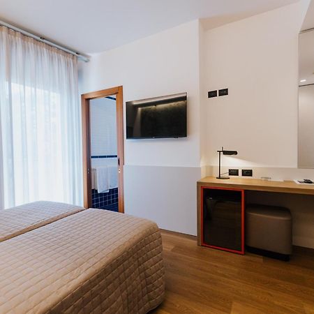 Hotel La Serena Bibione Bagian luar foto