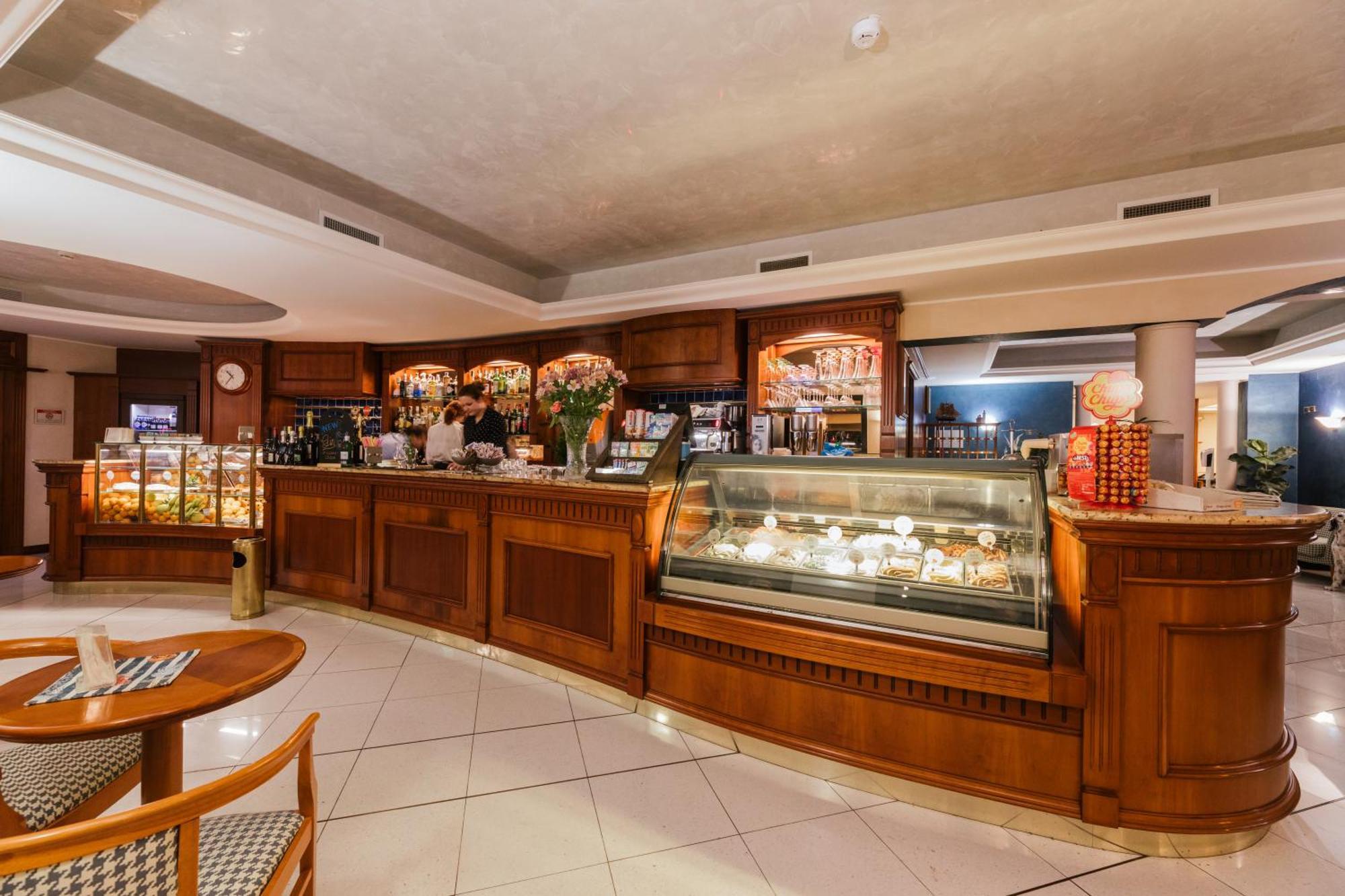 Hotel La Serena Bibione Bagian luar foto
